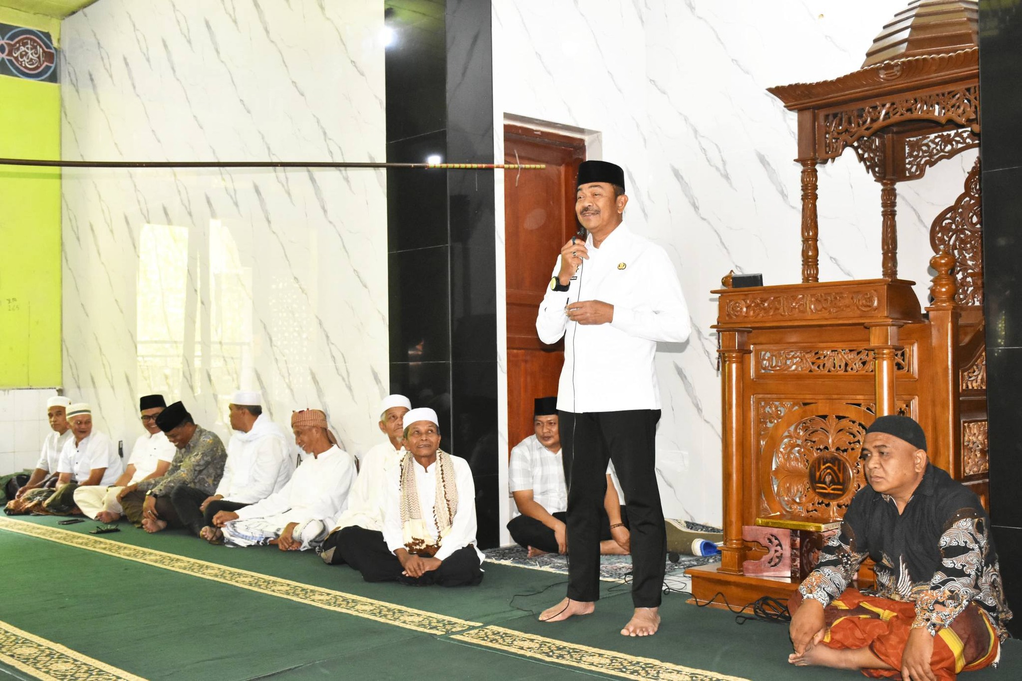 Safari Jumat Ramadan Pemkab Madina di Desa Sirangkap, Warga Keluhkan Infrastruktur