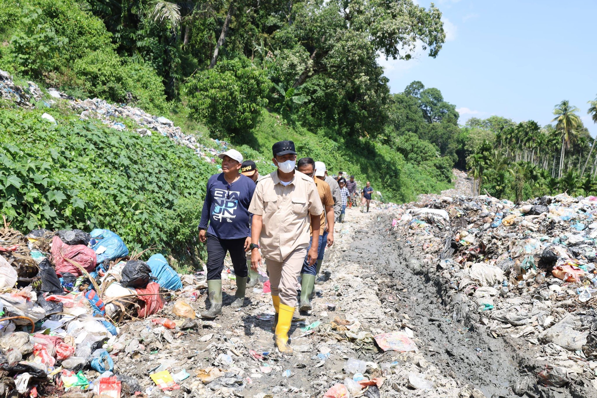 Respons Keluhan Warga Terkait Sampah, Bupati Madina Kenalkan Bank Sampah