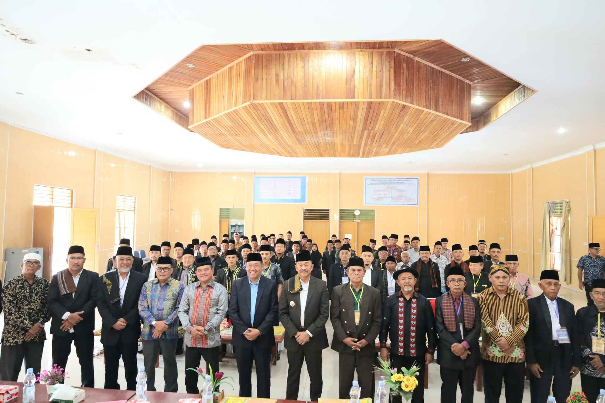 Bupati Madina Buka Mubes Sidang Kerapatan Adat III FPPAB